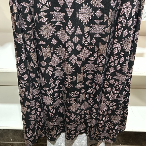 NWT Lularoe elegant Carly - Picture 2 of 6